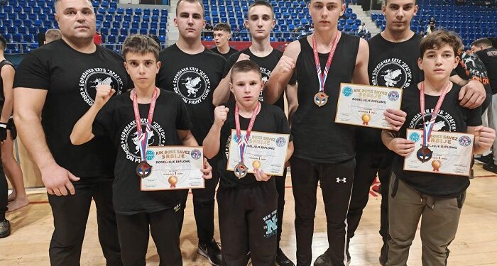 Kik boks klub „Dragon“ Sefkerin: Dva zlata i dve bronze na prvenstvu Srbije