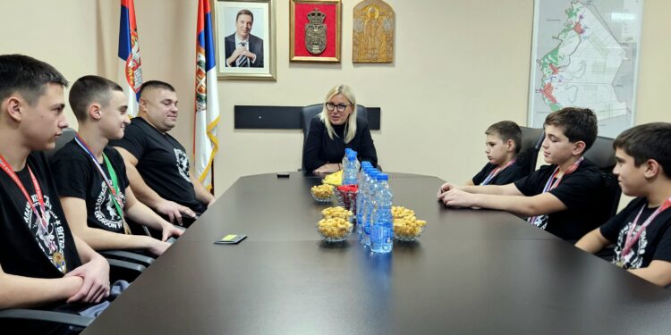 Kik boks klub „Dragon“ Sefkerin na prijemu kod predsednice opštine Opovo