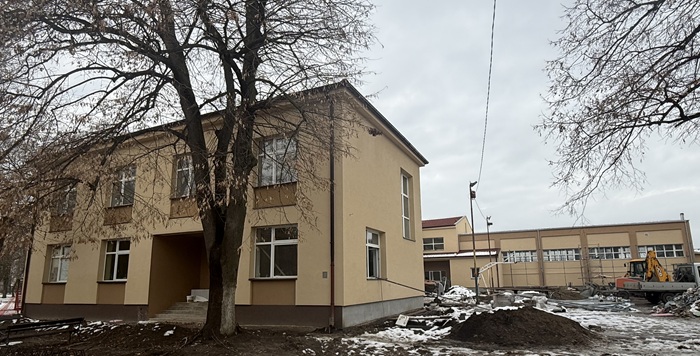 Obilazak radova na rekonstrukciji OŠ „Zoran Petrović“ u Sakulama