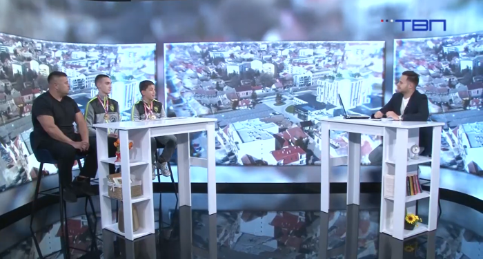 Kik boks prvaci države gosti emisije „Hronika“ televizije Pančevo