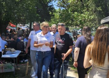 Baranda mirisala na gulaš: Velika posećenost i sjajna atmosfera na „Danimа opštine Opovo“