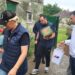 Predstavnici Opštinskog odbora SNS Opovo posetili porodice u Barandi i Sakulama
