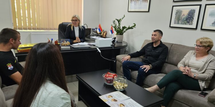 Opovo ponosno na mlade šampione: Prijem za Jovana Carana i Nadu Janošev