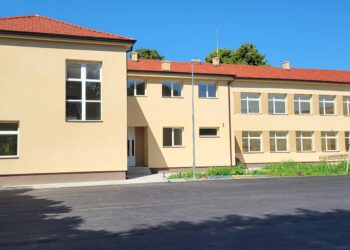 Izvršena primopredaja radova na rekonstrukciji Osnovne škole „Zoran Petrović“ u Sakulama