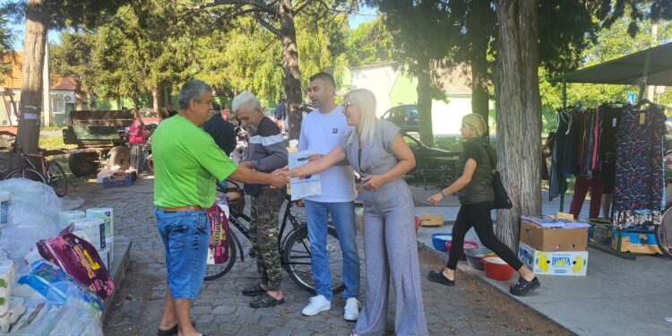 OO SNS Opovo nastavlja razgovore sa građanima – štandovi održani u Opovu, Sakulama i Barandi