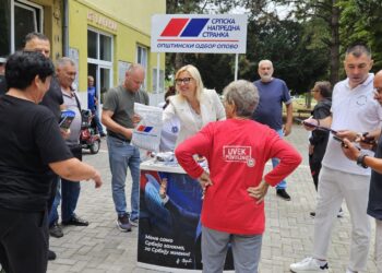 OO SNS Opovo: Tokom vikenda održani štandovi u Opovu i Barandi